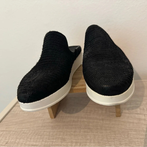 Antelope Sail Away Black Textured Slip On Shoes Leather Boho  Size 39 US 8 - Picture 3 of 9
